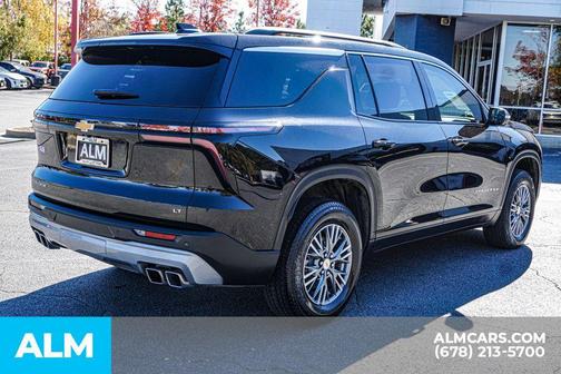 2024 Chevrolet Traverse LT