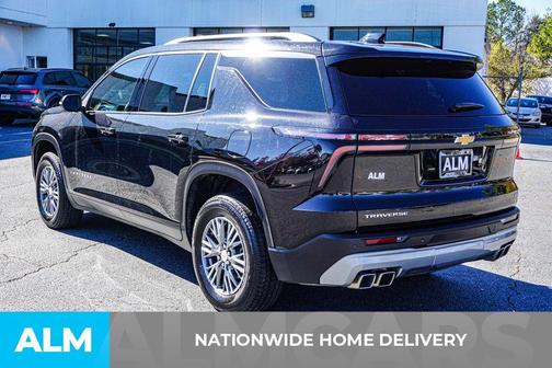 2024 Chevrolet Traverse LT