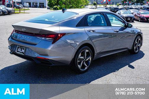 Metal 2023 Hyundai ELANTRA SEL