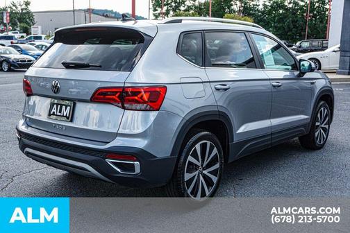 2024 Volkswagen Taos 1.5T SE