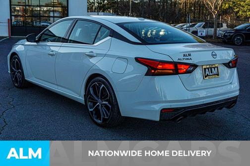 2025 Nissan Altima SR