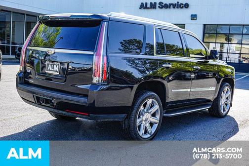 2018 Cadillac Escalade Luxury