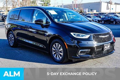 2024 Chrysler Pacifica Hybrid Select