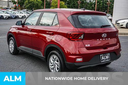 2025 Hyundai VENUE SE