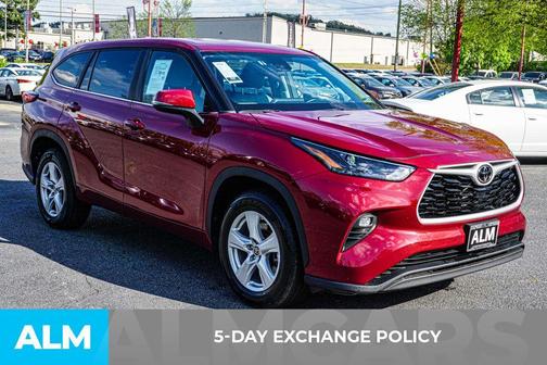 2023 Toyota Highlander LE