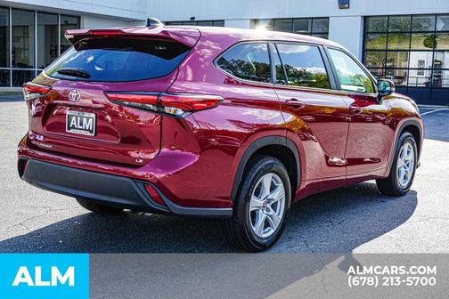 2023 Toyota Highlander LE