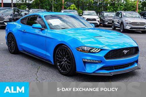 2022 Ford Mustang EcoBoost