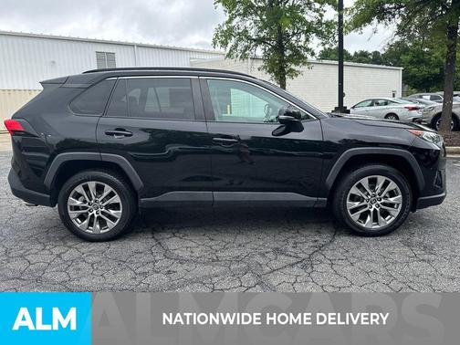 2021 Toyota RAV4 XLE Premium