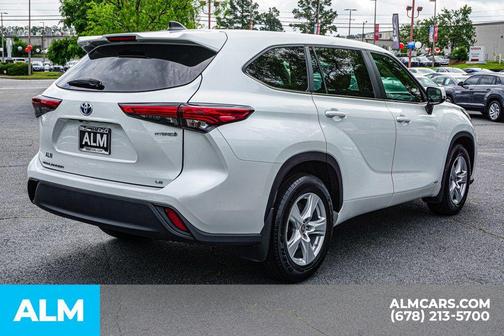 2023 Toyota Highlander Hybrid LE