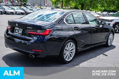 2024 BMW 330 i