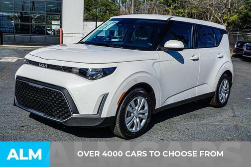 Snow White Pearl 2025 Kia Soul LX