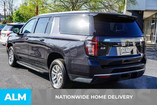 2023 Chevrolet Suburban LT