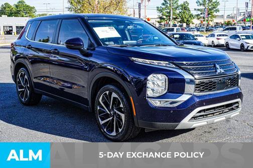 2023 Mitsubishi Outlander SE