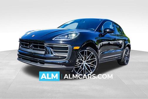 2023 Porsche Macan Base