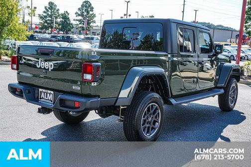 2022 Jeep Gladiator Overland