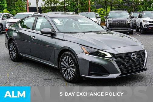 2023 Nissan Altima 2.5 SV