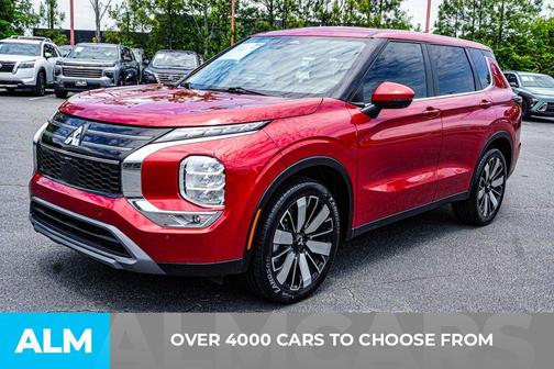 Diamond Red 2025 Mitsubishi Outlander SE