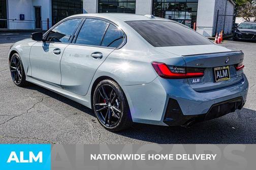 2023 BMW 330 i xDrive