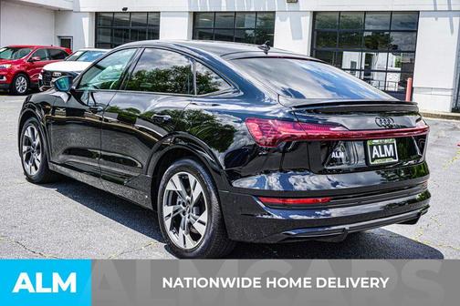 2022 Audi e-tron S line Premium