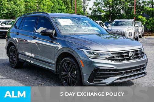 2022 Volkswagen Tiguan 2.0T SE R-Line Black
