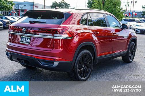 2024 Volkswagen Atlas Cross Sport 2.0T SE w/Technology