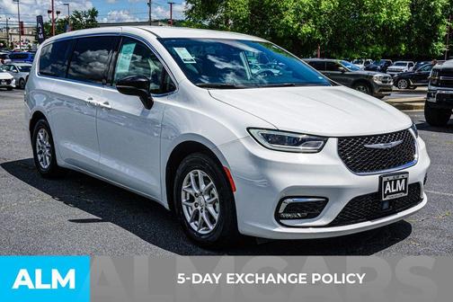 2024 Chrysler Pacifica Touring-L