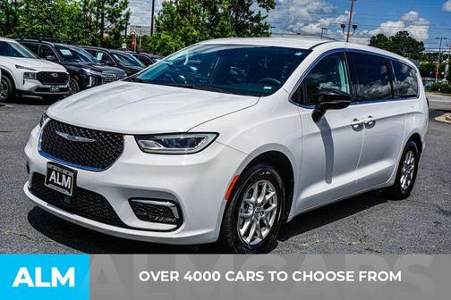 2024 Chrysler Pacifica Touring-L