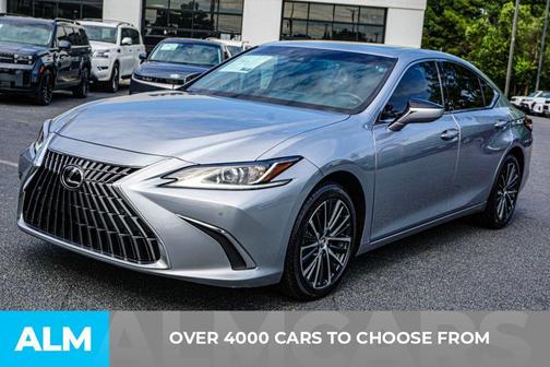 2024 Lexus ES 300h Luxury