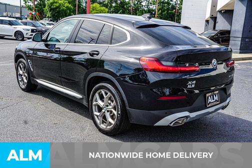 Black Sapphire Metallic 2025 BMW X4 xDrive30i