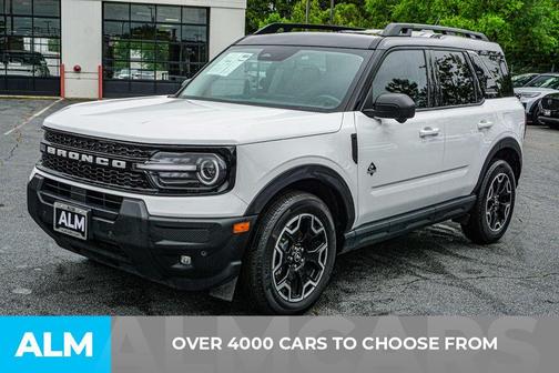 Oxford White 2025 Ford Bronco Sport Outer Banks