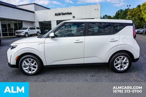 2023 Kia Soul LX