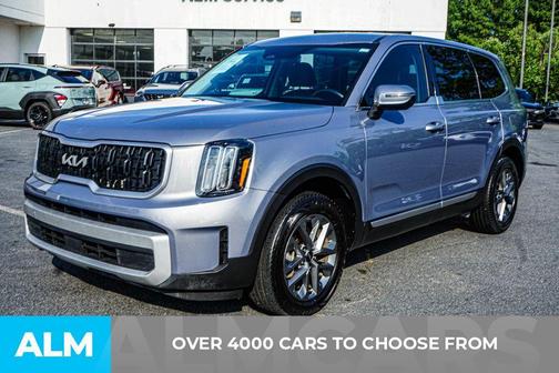 Everlasting Silver 2024 Kia Telluride LX