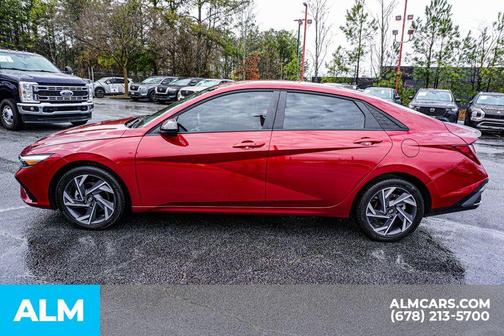 2025 Hyundai ELANTRA SEL Sport