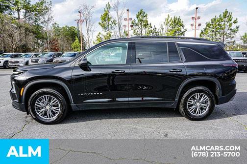 2025 Chevrolet Traverse LT