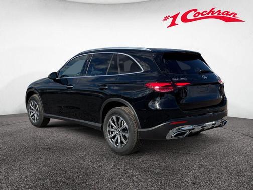 2026 Mercedes-Benz GLC 300 4MATIC