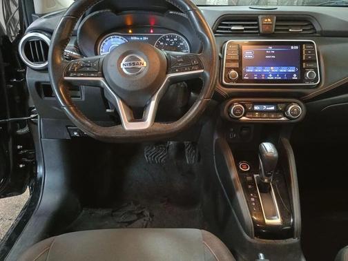 Super Black 2020 Nissan Versa 1.6 S