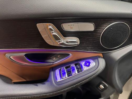 2021 Mercedes-Benz GLC 300 4MATIC