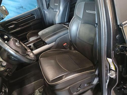 2021 RAM 2500 Laramie Mega Cab 4x4 6'4' Box