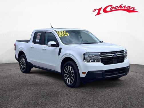 Oxford White 2023 Ford Maverick Lariat