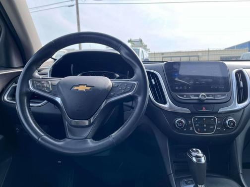 Mosaic Black Metallic 2019 Chevrolet Equinox 1LT