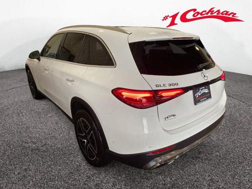 2026 Mercedes-Benz GLC 300 4MATIC