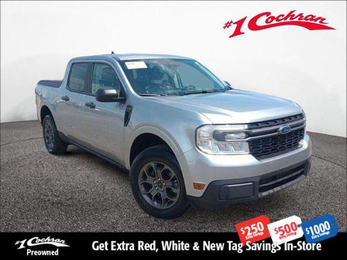 Iconic Silver Metallic 2023 Ford Maverick XLT