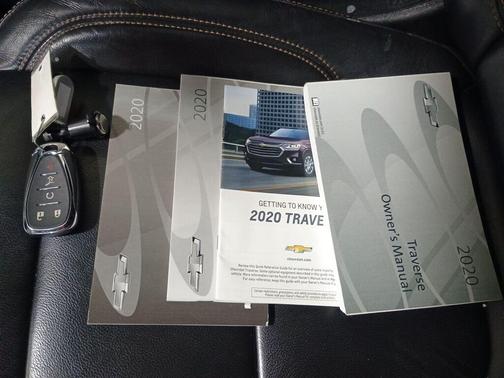 2020 Chevrolet Traverse LT Leather