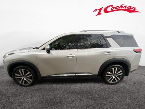2022 Nissan Pathfinder Platinum 4WD