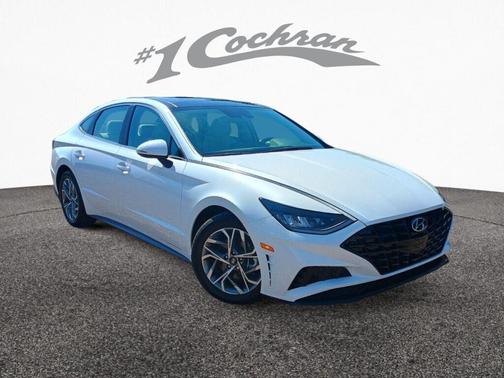 2022 Hyundai SONATA SEL