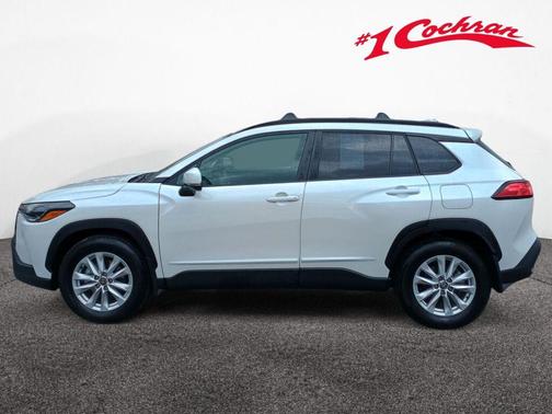 2023 Toyota Corolla Cross LE
