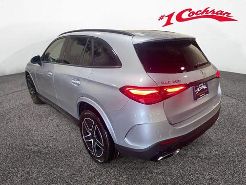 2026 Mercedes-Benz GLC 300 4MATIC