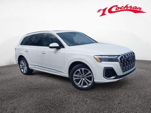 WHI/White 2025 Audi Q7 55 Premium Plus