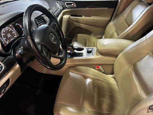 Bright White Clearcoat 2022 Jeep Compass Limited