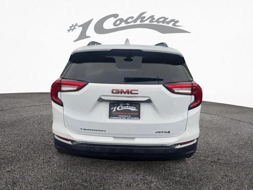 2022 GMC Terrain AWD AT4